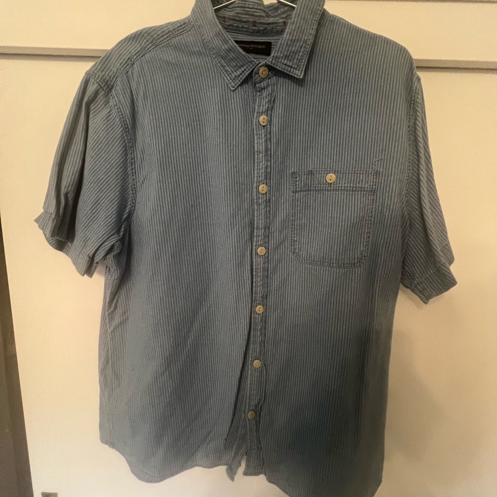 Banana Republic Blue Casual Button Down Shirt